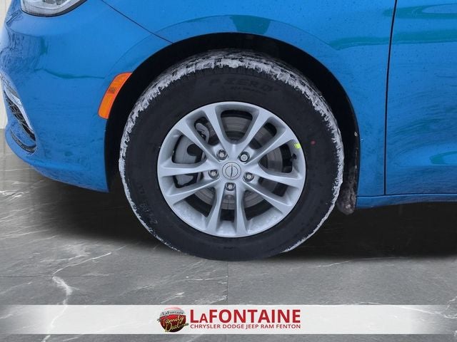 2026 Chrysler Pacifica PACIFICA SELECT AWD