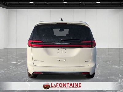 2026 Chrysler Pacifica PACIFICA SELECT AWD