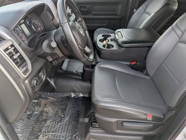 2024 RAM 3500 Tradesman Crew Cab 4x4 8' Box