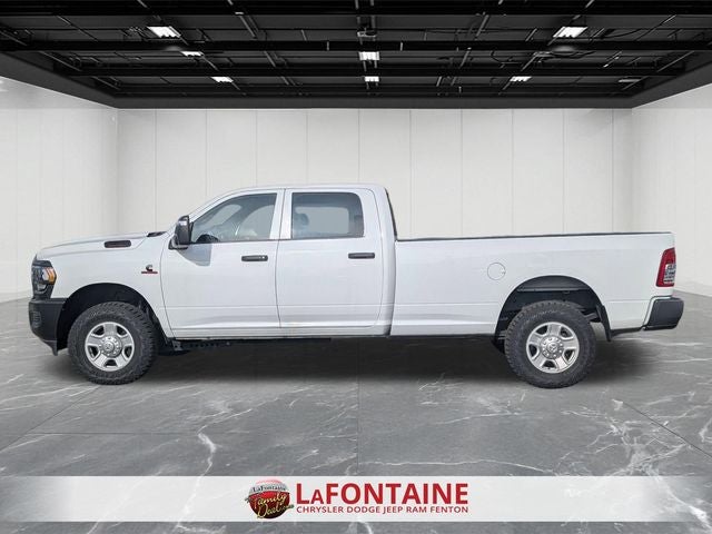 2024 RAM 3500 Tradesman Crew Cab 4x4 8' Box