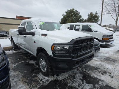 2024 RAM 3500 Tradesman Crew Cab 4x4 8' Box