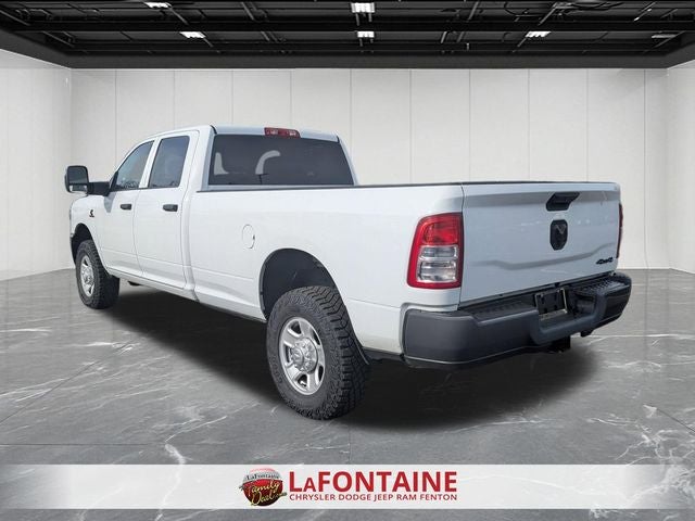 2024 RAM 3500 Tradesman Crew Cab 4x4 8' Box
