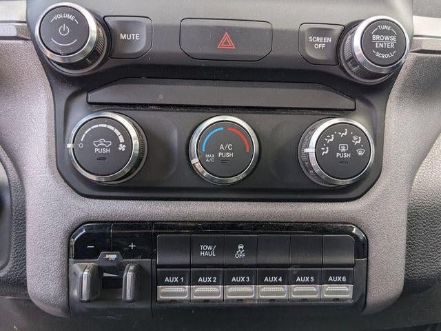 2022 RAM 2500 Tradesman Regular Cab 4x4 8' Box