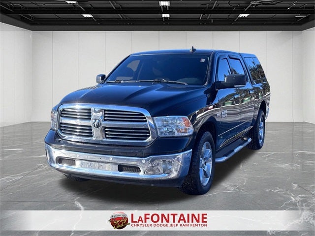 2018 RAM 1500 Big Horn Crew Cab 4x4 5'7' Box