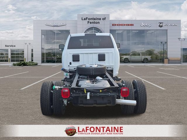 2026 RAM Ram 5500 Chassis Cab RAM 5500 TRADESMAN CHASSIS CREW CAB 4X4 84' CA