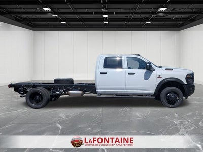2026 RAM Ram 5500 Chassis Cab RAM 5500 TRADESMAN CHASSIS CREW CAB 4X4 84' CA