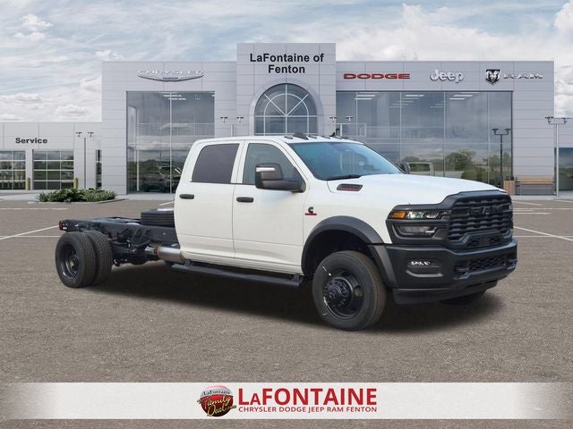 2026 RAM Ram 5500 Chassis Cab RAM 5500 TRADESMAN CHASSIS CREW CAB 4X4 84' CA