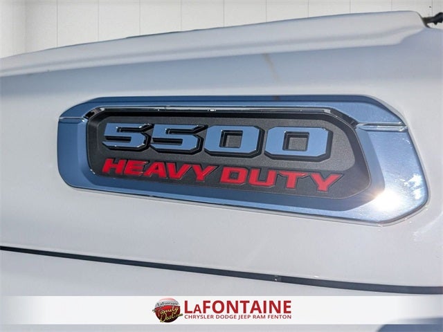 2026 RAM Ram 5500 Chassis Cab RAM 5500 TRADESMAN CHASSIS CREW CAB 4X4 84' CA
