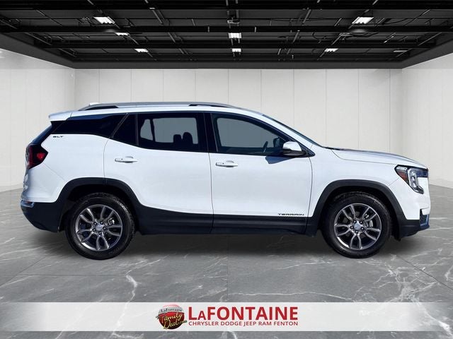 2022 GMC Terrain FWD SLT