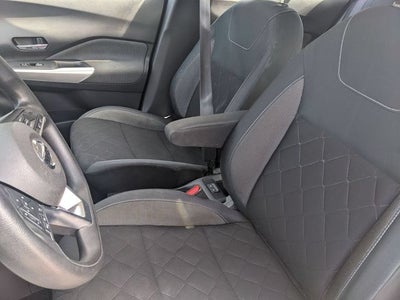 2020 Nissan Kicks SV Xtronic CVT