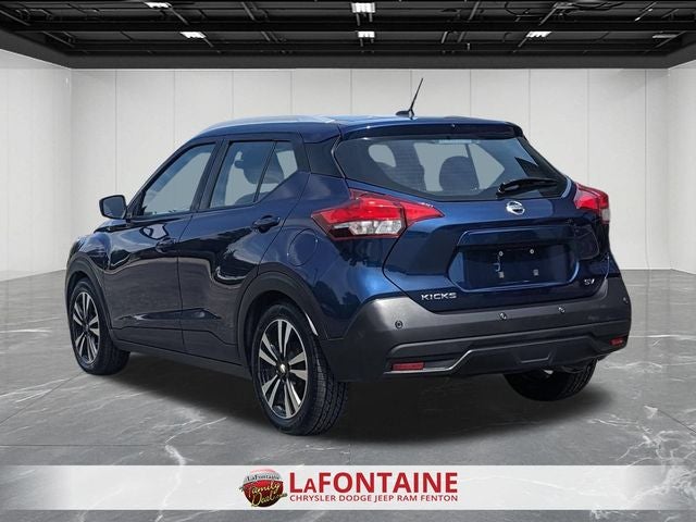 2020 Nissan Kicks SV Xtronic CVT