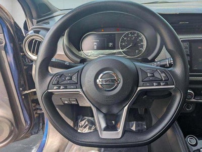 2020 Nissan Kicks SV Xtronic CVT