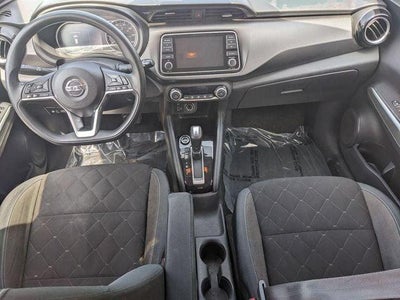 2020 Nissan Kicks SV Xtronic CVT