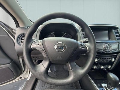 2019 Nissan Pathfinder S