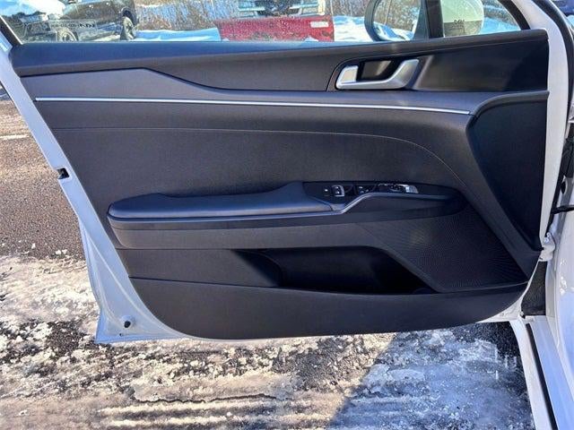 2023 Kia K5 LXS
