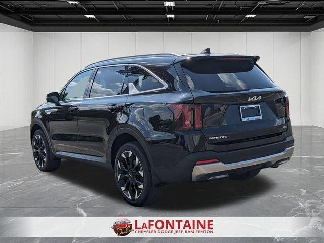 2025 Kia Sorento EX