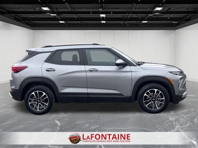 2025 Chevrolet Trailblazer FWD LT