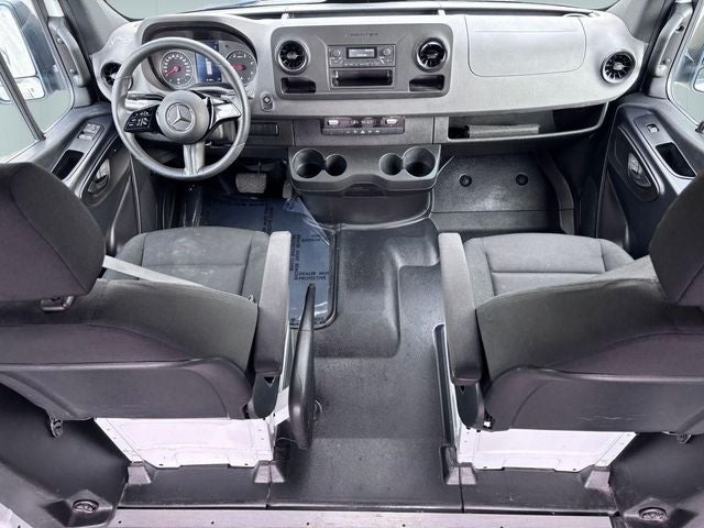 2025 Mercedes-Benz Sprinter 2500 High Roof 4-Cyl Diesel
