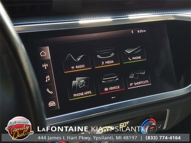2021 Audi Q3 Premium 40 TFSI quattro Tiptronic