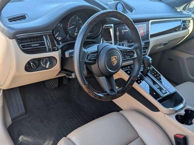 2024 Porsche Macan Base