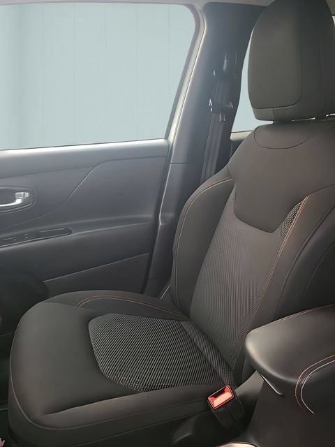 2016 Jeep Renegade 75th Anniversary