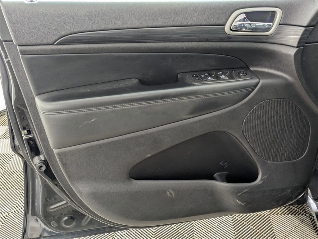 2021 Jeep Grand Cherokee Laredo X 4x4