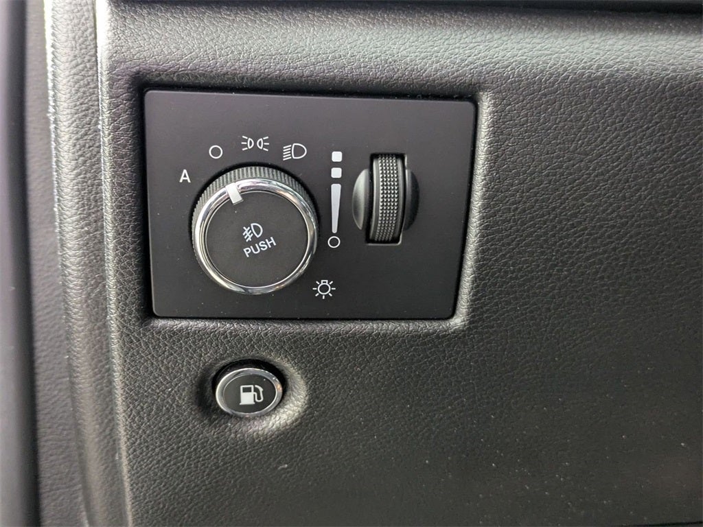 2021 Jeep Grand Cherokee Laredo X 4x4