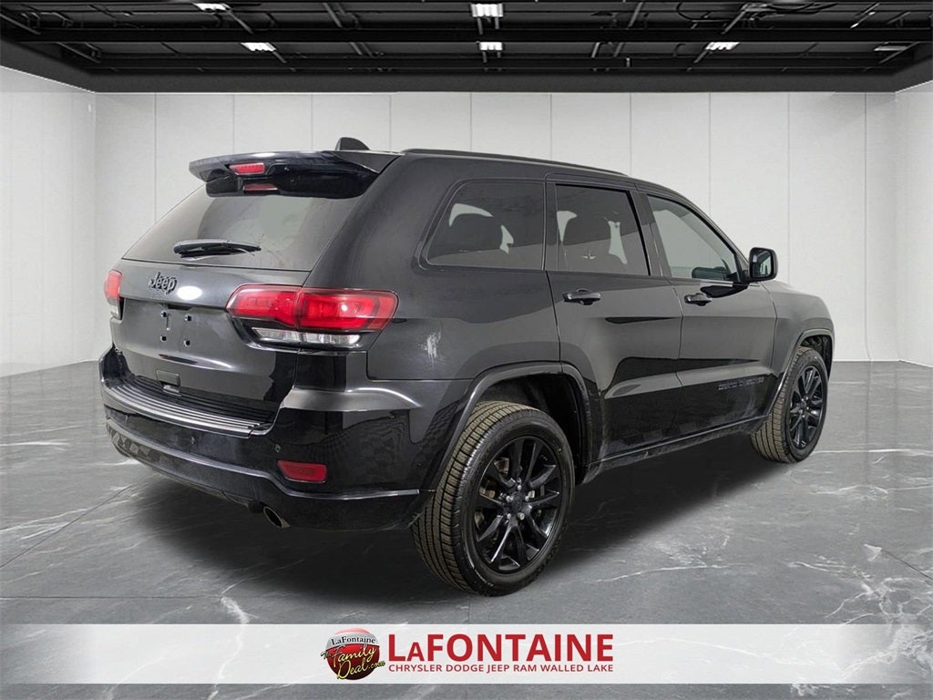 2021 Jeep Grand Cherokee Laredo X 4x4