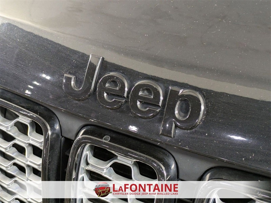 2021 Jeep Grand Cherokee Laredo X 4x4