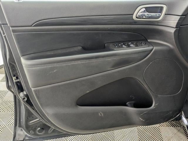 2021 Jeep Grand Cherokee Laredo X 4x4