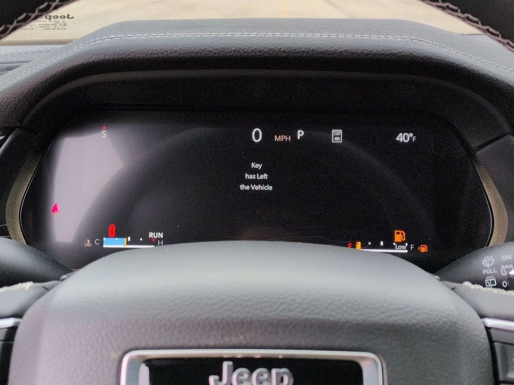 2026 Jeep Grand Cherokee GRAND CHEROKEE LAREDO ALTITUDE 4X4