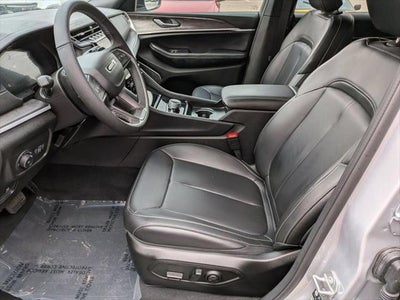 2025 Jeep Grand Cherokee L Limited 4x4