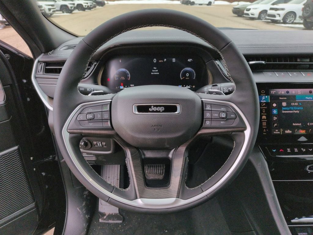 2026 Jeep Grand Cherokee GRAND CHEROKEE L LIMITED RESERVE 4X4