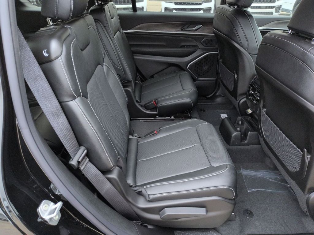 2026 Jeep Grand Cherokee GRAND CHEROKEE L LIMITED RESERVE 4X4
