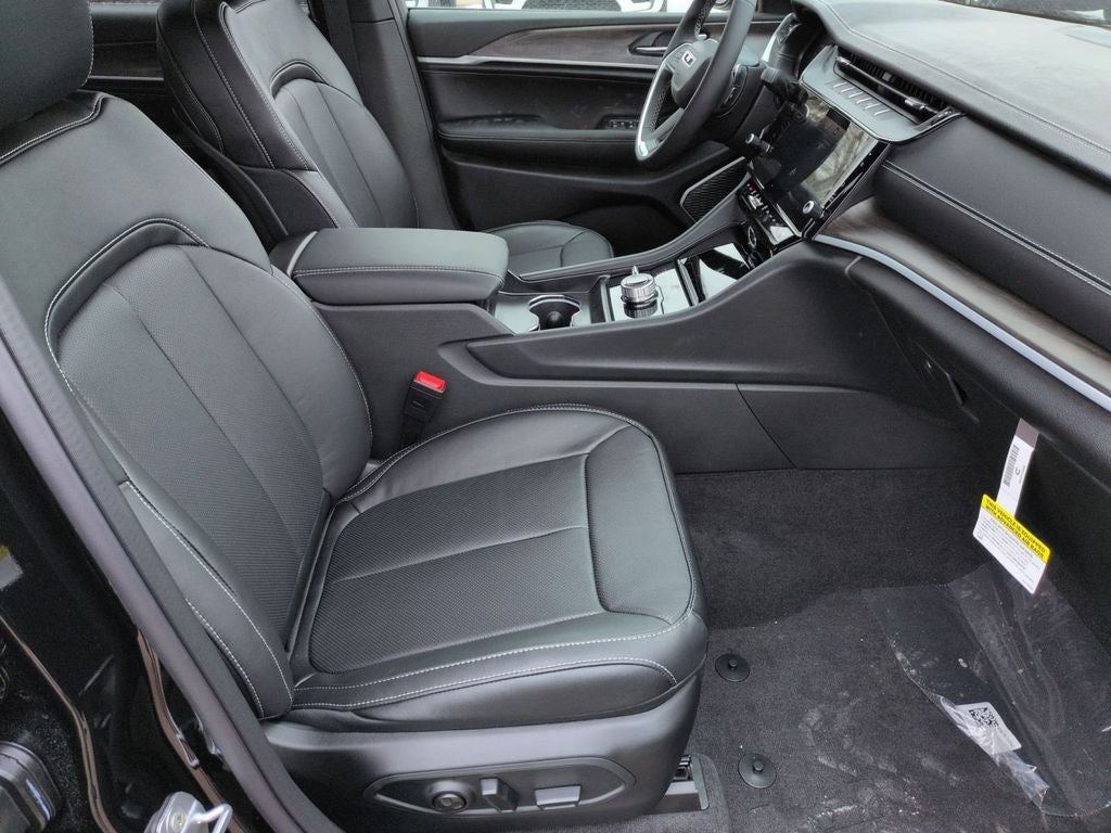 2026 Jeep Grand Cherokee GRAND CHEROKEE L LIMITED RESERVE 4X4