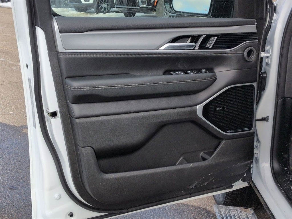 2026 Jeep Grand Wagoneer GRAND WAGONEER L LIMITED RESERVE 4X4