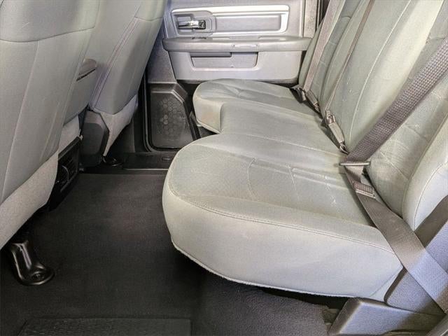 2020 RAM 1500 Classic SLT Crew Cab 4x4 6'4' Box