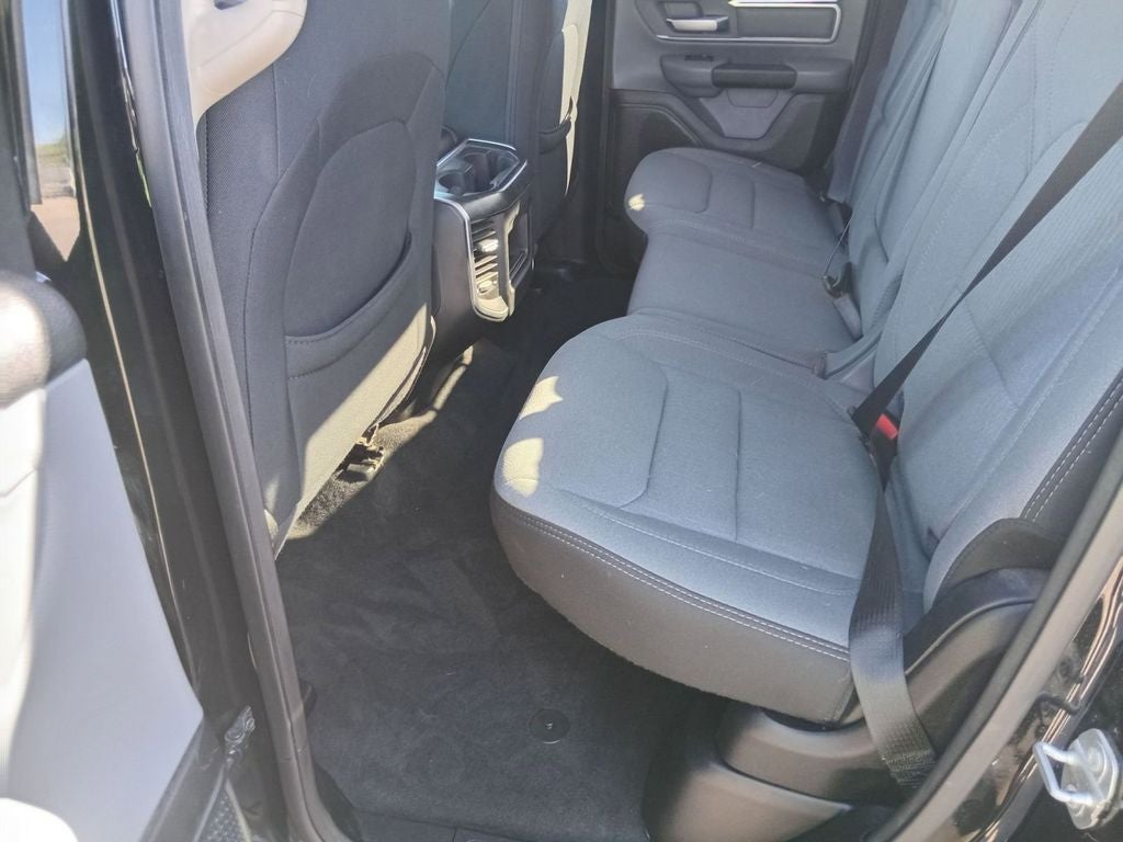2020 RAM 1500 Big Horn Quad Cab 4x4 6'4' Box