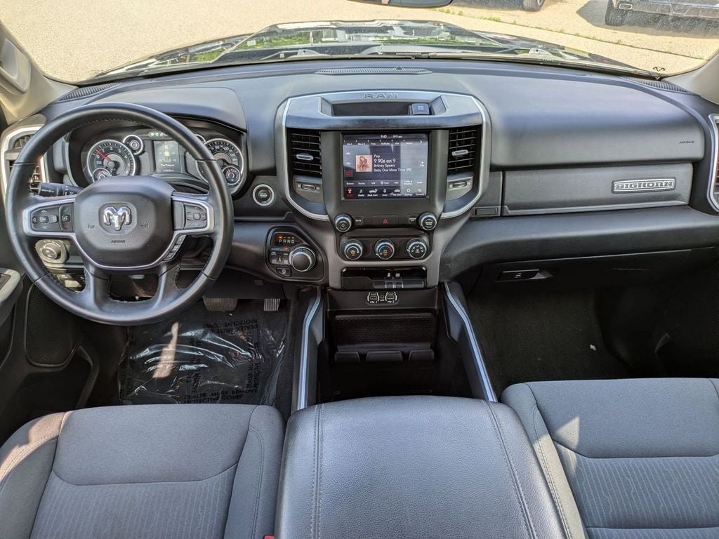 2020 RAM 1500 Big Horn Quad Cab 4x4 6'4' Box