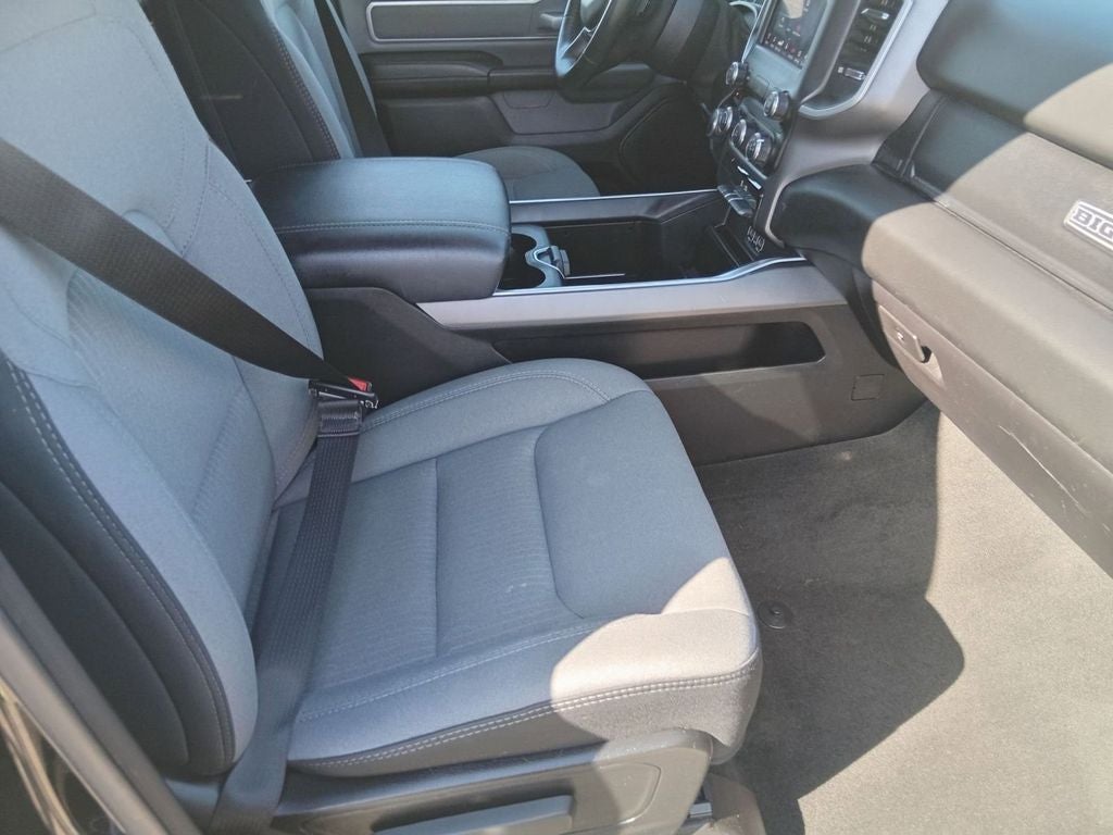 2020 RAM 1500 Big Horn Quad Cab 4x4 6'4' Box