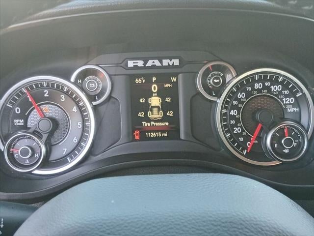 2020 RAM 1500 Big Horn Quad Cab 4x4 6'4' Box