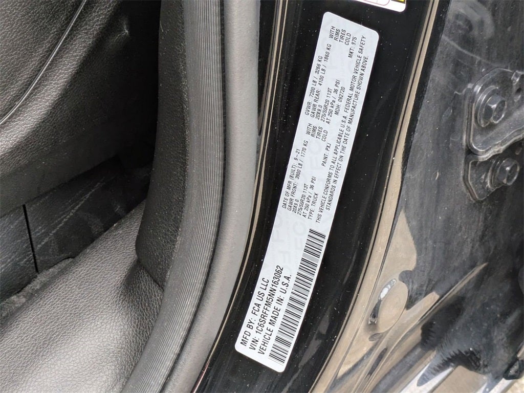 2022 RAM 1500 Big Horn Crew Cab 4x4 5'7' Box