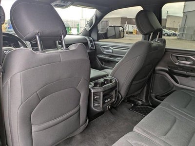 2022 RAM 1500 Big Horn Crew Cab 4x4 5'7' Box