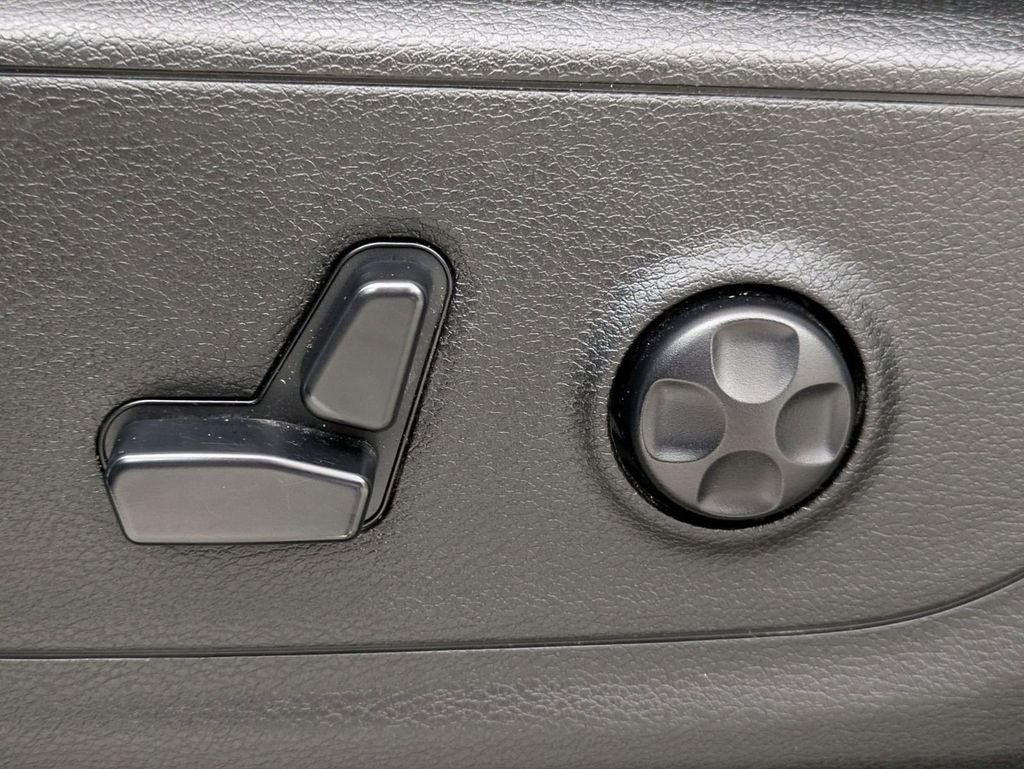 2019 RAM 1500 Big Horn/Lone Star Crew Cab 4x4 5'7' Box