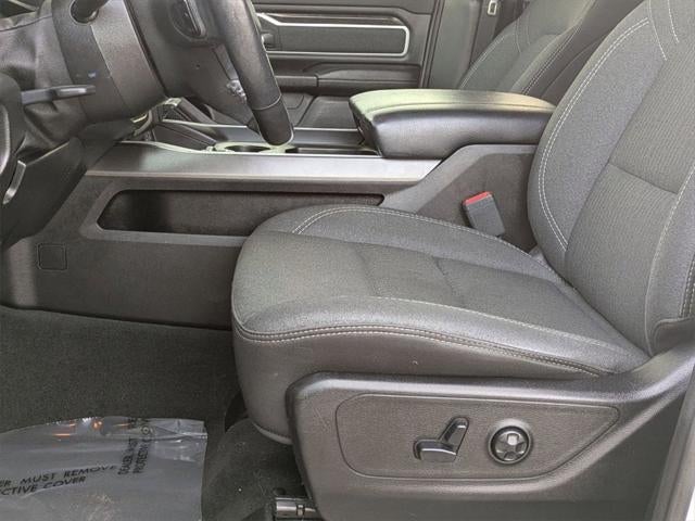 2020 RAM 1500 Big Horn Crew Cab 4x4 5'7' Box