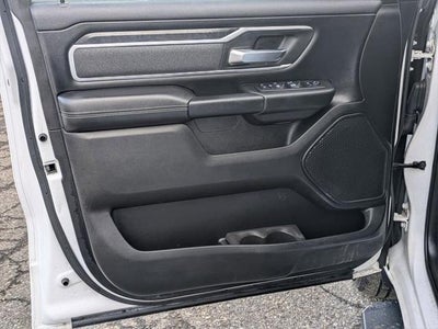 2020 RAM 1500 Big Horn Crew Cab 4x4 5'7' Box