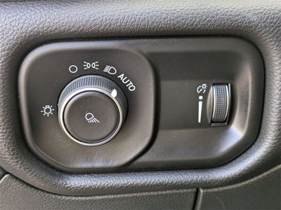 2024 RAM 1500 Laramie Crew Cab 4x4 5'7' Box