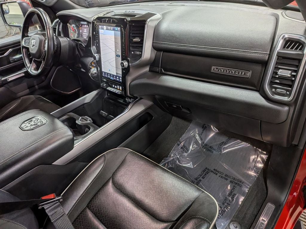 2022 RAM 1500 Laramie Crew Cab 4x4 6'4' Box