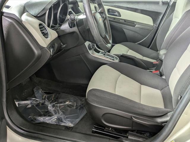 2014 Chevrolet Cruze LS Auto