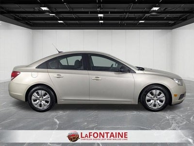 2014 Chevrolet Cruze LS Auto